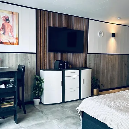 Prachtig Allemachtig Couette-café 3*