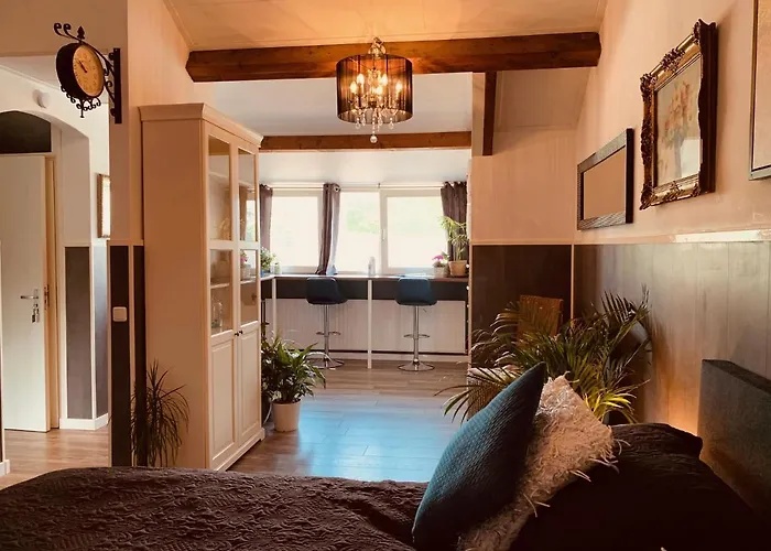 Bed and Breakfast Prachtig Allemachtig Valkenburg aan de Geul